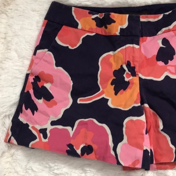 The Limited Floral Print Drew Fit Shorts - Picture 2 of 8
